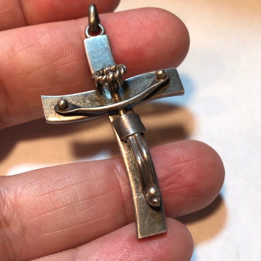 Unusual Vintage Sterling Sculptural Cross